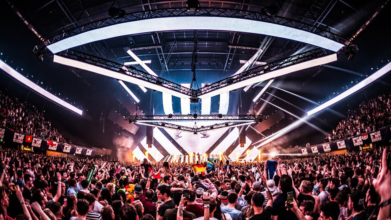 Don't Let Daddy Know Amsterdam 2025: A Night of Unforgettable Energy and Spectacle