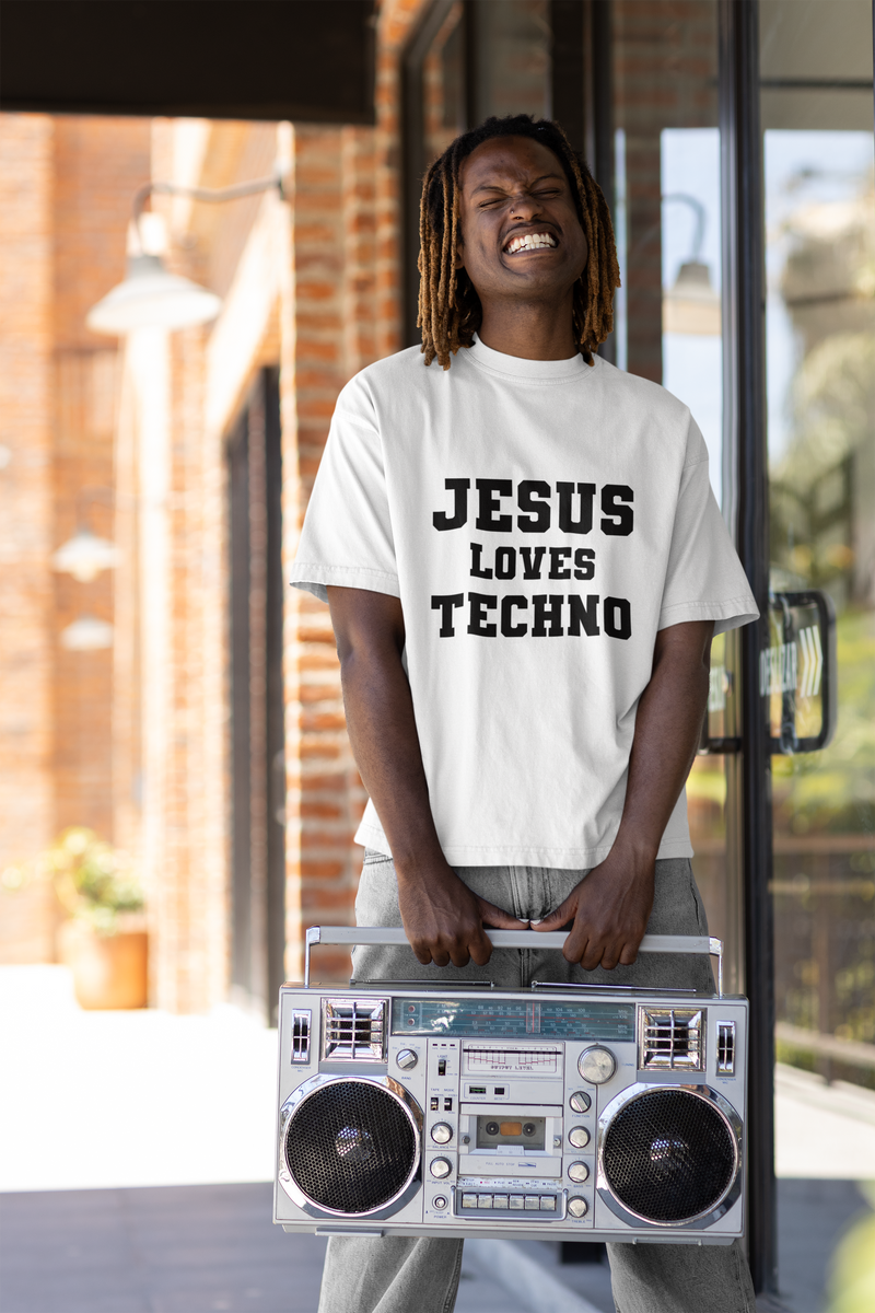 JC Loves Techno - Boxy Tee