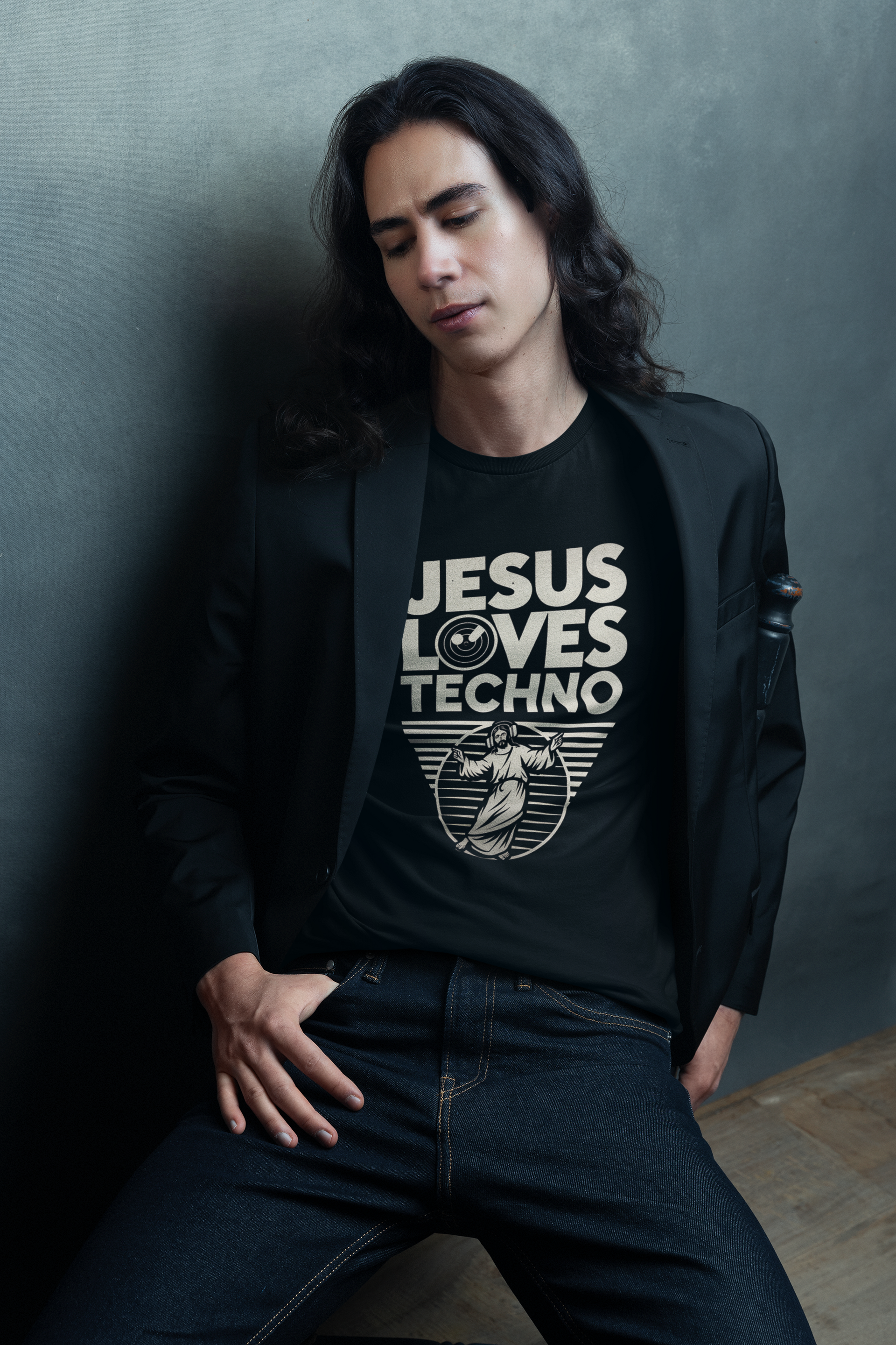 Jesus Loves Techno - Unisex t-shirt